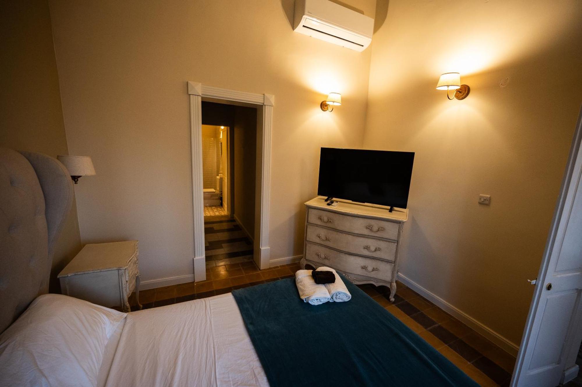Grand Arcanum Apartment 2 - Comfortable And Elegant Сенглеа Екстериор снимка